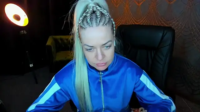 Anna Snows online show from 04/09/26, 04:23