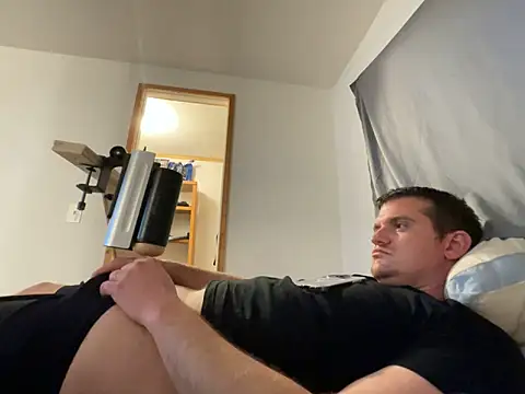 cumitted online show from 03/04/26, 02:17