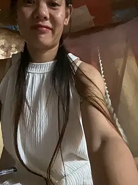 PhanHaa online show from 10/18/25, 01:01