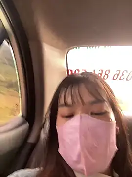 PhanHaa online show from 11/07/25, 01:38