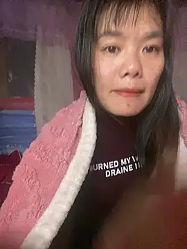 PhanHaa online show from 01/17/26, 01:16