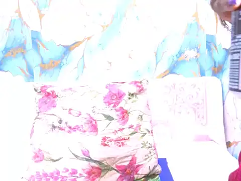 Snapshot of indiansunglaze4u69 chatting on 09/13/25, 04:29 indiansunglaze4u69 online show from 09/13/25, 04:29