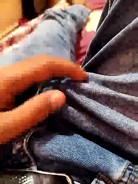 Snapshot of Alimbaby chatting on 09/25/25, 11:36 Alimbaby online show from 09/25/25, 11:36