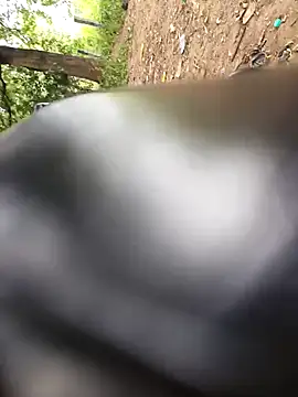 Snapshot of Alimbaby chatting on 11/27/25, 05:42 Alimbaby online show from 11/27/25, 05:42