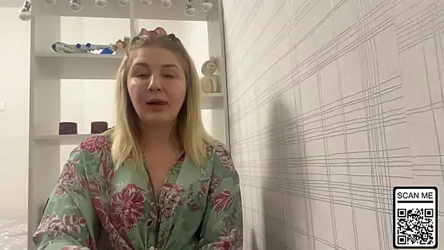 Blondie xoxoxo online show from 01/14/26, 02:55