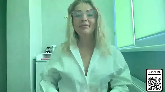 Blondie xoxoxo online show from 07/12/26, 10:06