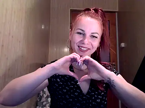 Kisa26311 online show from 10/27/25, 08:29