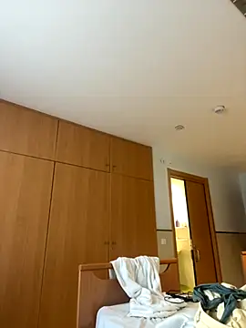 Kitty5348 online show from 10/23/25, 08:02