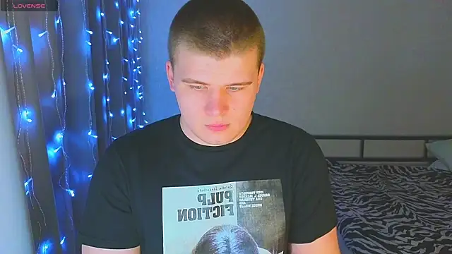 kittenmurr online show from 12/15/25, 10:58