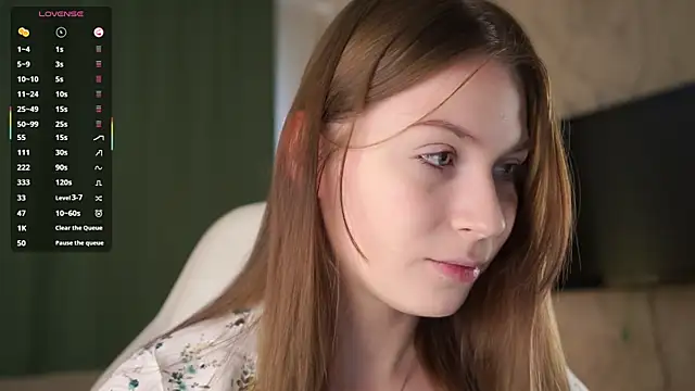 Snapshot of Stella_of_steel chatting on 10/16/25, 08:37 Stella of steel online show from 10/16/25, 08:37