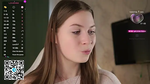 Snapshot of Stella_of_steel chatting on 10/17/25, 08:50 Stella of steel online show from 10/17/25, 08:50