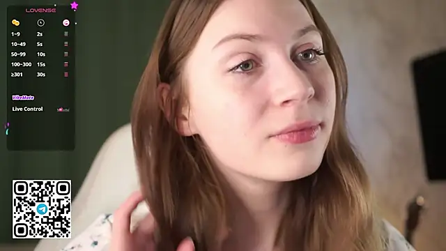 Snapshot of Stella_of_steel chatting on 10/26/25, 10:10 Stella of steel online show from 10/26/25, 10:10