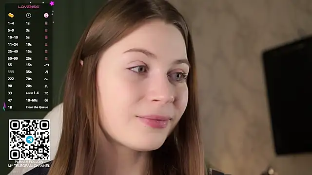 Snapshot of Stella_of_steel chatting on 10/28/25, 10:19 Stella of steel online show from 10/28/25, 10:19