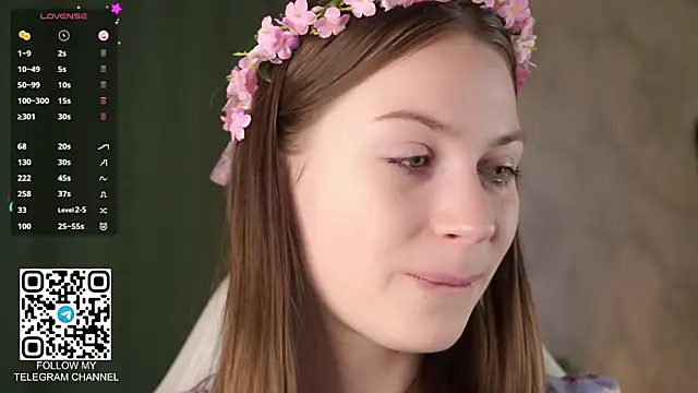 Snapshot of Stella_of_steel chatting on 10/29/25, 11:34 Stella of steel online show from 10/29/25, 11:34