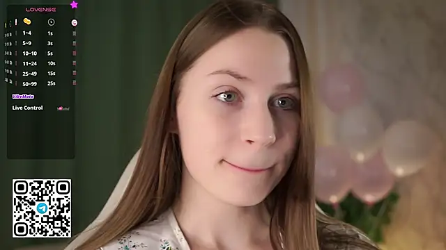 Snapshot of Stella_of_steel chatting on 11/12/25, 10:04 Stella of steel online show from 11/12/25, 10:04