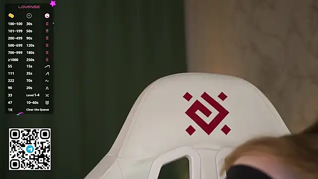 Snapshot of Stella_of_steel chatting on 11/14/25, 12:15 Stella of steel online show from 11/14/25, 12:15