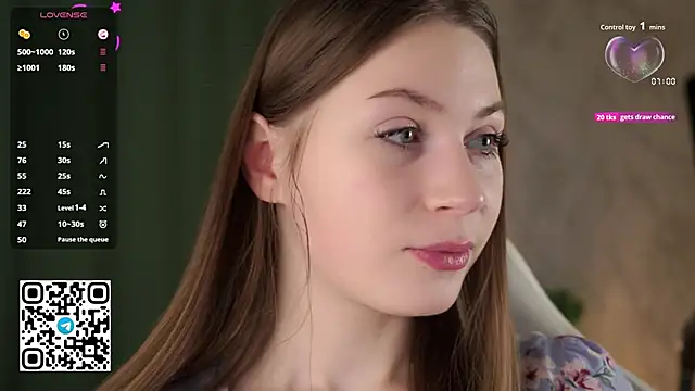 Snapshot of Stella_of_steel chatting on 11/19/25, 09:53 Stella of steel online show from 11/19/25, 09:53