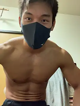 Snapshot of masucle216 chatting on 09/16/25, 04:02 masucle216 online show from 09/16/25, 04:02