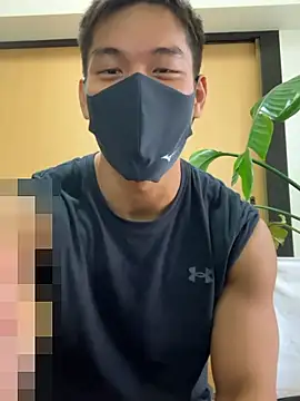 Snapshot of masucle216 chatting on 09/24/25, 01:42 masucle216 online show from 09/24/25, 01:42