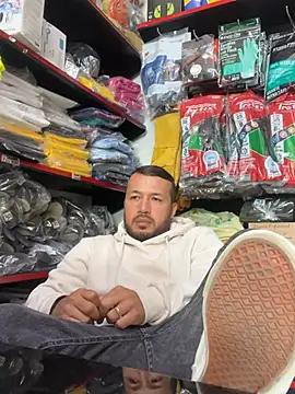 sebastiann0  online show from 04/05/26, 03:53