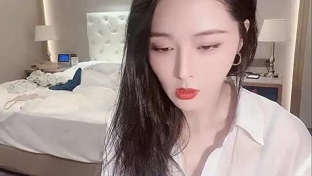 Snapshot of Ianxuan chatting on 09/29/25, 03:11 Ianxuan online show from 09/29/25, 03:11