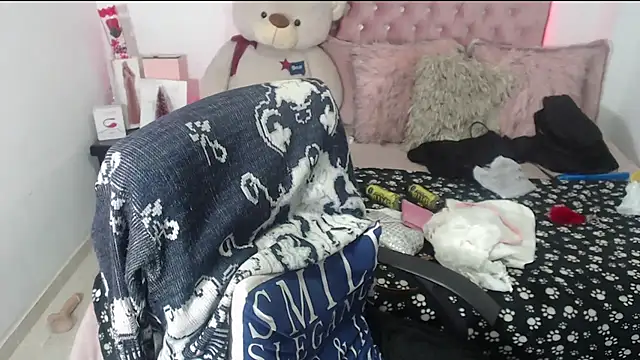 Snapshot of patty_squirt_ chatting on 09/28/25, 03:01 patty squirt online show from 09/28/25, 03:01