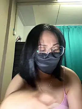 melyiaaa online show from 03/05/26, 03:41