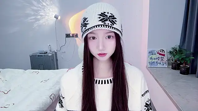 Snapshot of suger-TT chatting on 12/14/25, 12:54 suger-TT online show from 12/14/25, 12:54