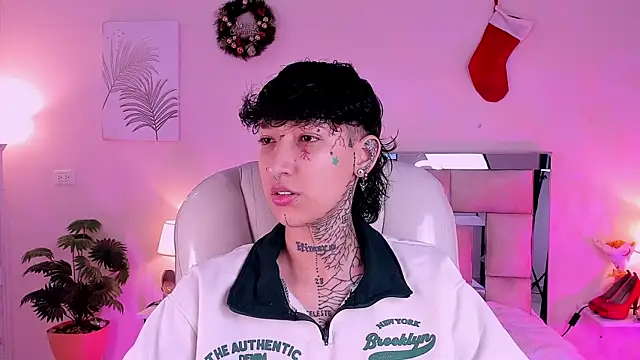 Luci Rose online show from 01/14/26, 05:57