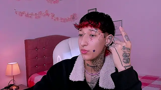 Luci Rose online show from 02/18/26, 02:35