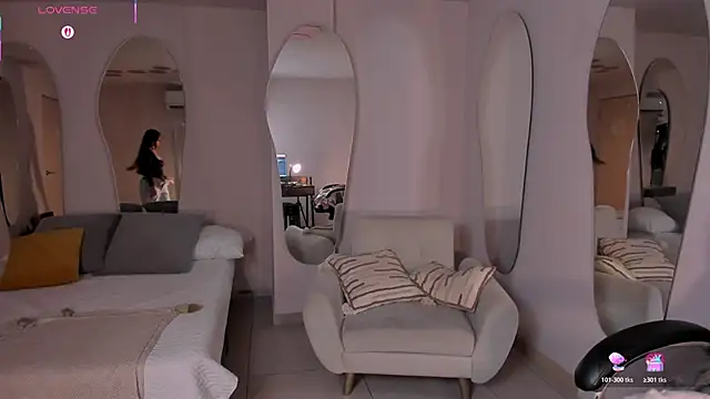 VeronicaBlue online show from 03/27/26, 10:04