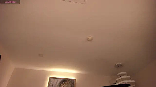 MilaColeman online show from 04/01/26, 03:07