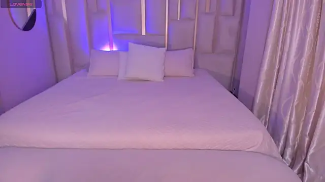 LizzCooper online show from 09/28/25, 03:45