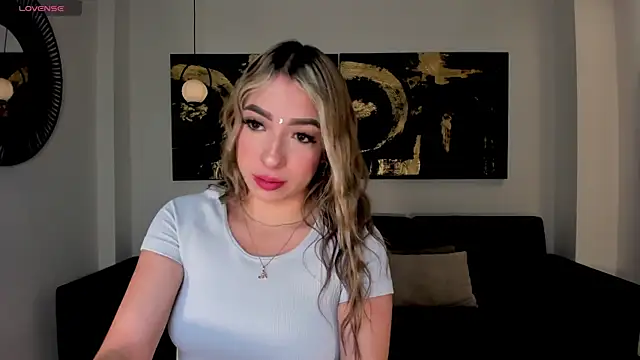 LizzCooper online show from 11/08/25, 07:34