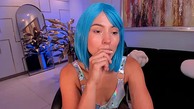 Snapshot of AmberColors_ chatting on 09/24/25, 07:28 AmberColors online show from 09/24/25, 07:28