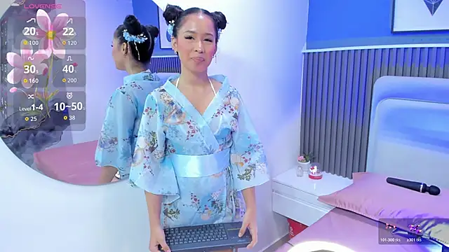 Snapshot of lily__star chatting on 11/30/25, 03:21 lily star online show from 11/30/25, 03:21