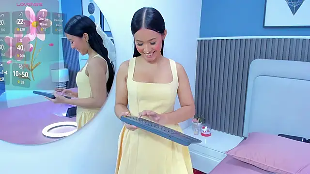 Snapshot of lily__star chatting on 12/01/25, 03:22 lily star online show from 12/01/25, 03:22