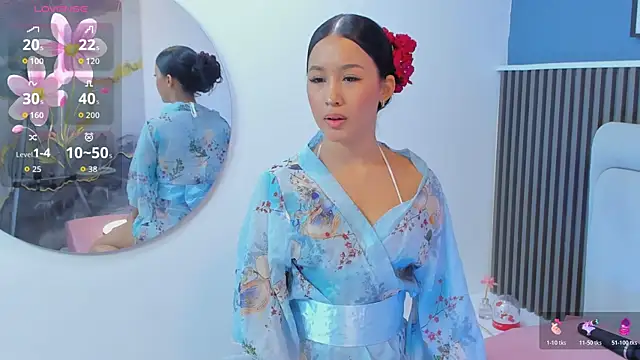 Snapshot of lily__star chatting on 12/21/25, 03:35 lily star online show from 12/21/25, 03:35