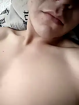 Snapshot of LAIR23 chatting on 09/18/25, 08:33 LAIR23 online show from 09/18/25, 08:33