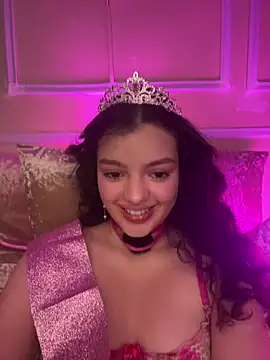 AriaHeavenss online show from 11/27/25, 12:35