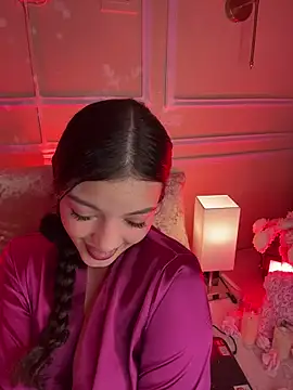 AriaHeavenss online show from 12/18/25, 02:17