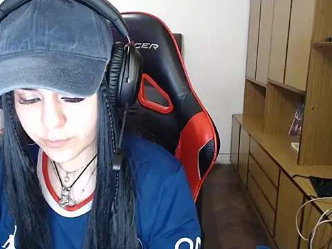 bluegoddessstoned online show from 09/18/25, 02:35