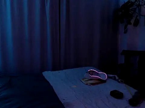 bluegoddessstoned online show from 10/03/25, 02:52