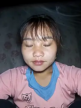 Snapshot of EllyBaby20 chatting on 09/26/25, 11:31 EllyBaby20 online show from 09/26/25, 11:31