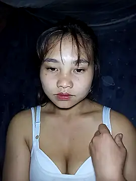 Snapshot of EllyBaby20 chatting on 09/27/25, 03:39 EllyBaby20 online show from 09/27/25, 03:39