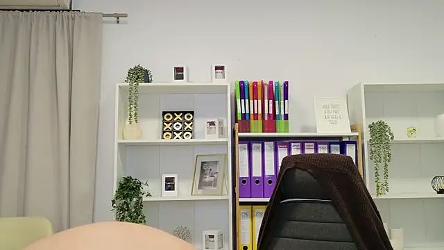 RubiHarper online show from 04/13/26, 05:40