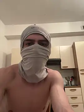 Snapshot of tok_lo24 chatting on 10/09/25, 02:26 tok lo24 online show from 10/09/25, 02:26