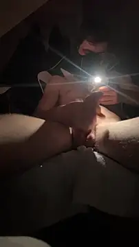 Snapshot of tok_lo24 chatting on 11/11/25, 12:54 tok lo24 online show from 11/11/25, 12:54