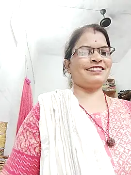 Bhavna hot online show from 09/18/25, 12:07