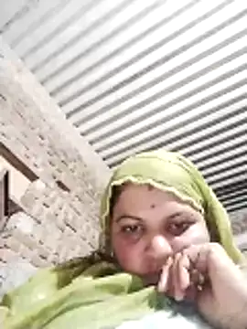 Snapshot of Bhavna_hot chatting on 01/17/26, 03:39 Bhavna hot online show from 01/17/26, 03:39